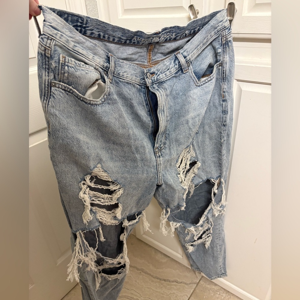 American Eagle Distressed Mom Jeans